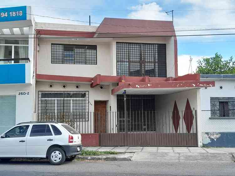 casa en venta maclovio herrera magisterial colima colima puxP30Z